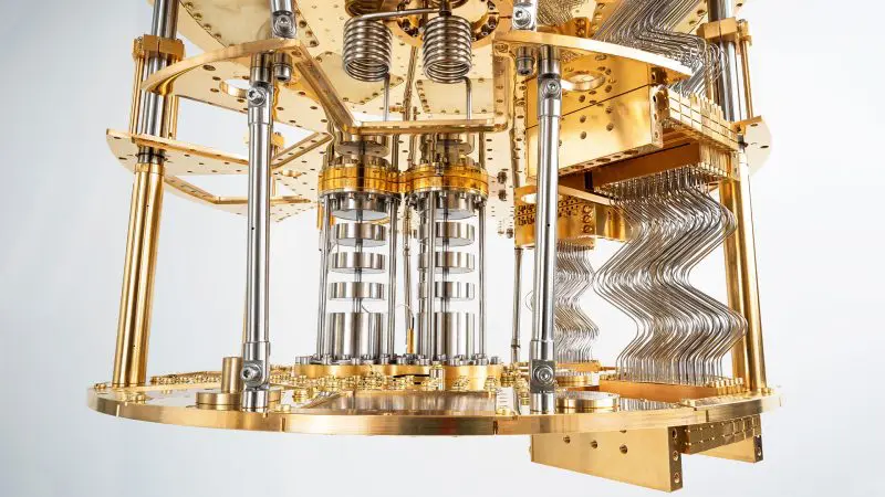 Cold-stage wiring and heat exchangers inside the refrigerator